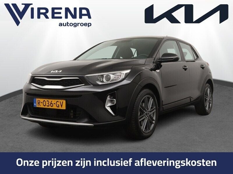 Zwart Gebruikt 2022 Kia Stonic Comfort SUV | € 18.950 (Eerlijke prijs) - Afbeelding 1/3