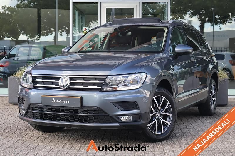 Grijs Gebruikt 2020 VW Tiguan Comfortline SUV | € 29.500 (Eerlijke prijs) - Afbeelding 1/4
