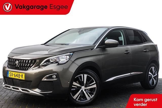 Grijs Gebruikt 2018 Peugeot 3008 Allure SUV | € 17.940 (Eerlijke prijs) - Afbeelding 1/4