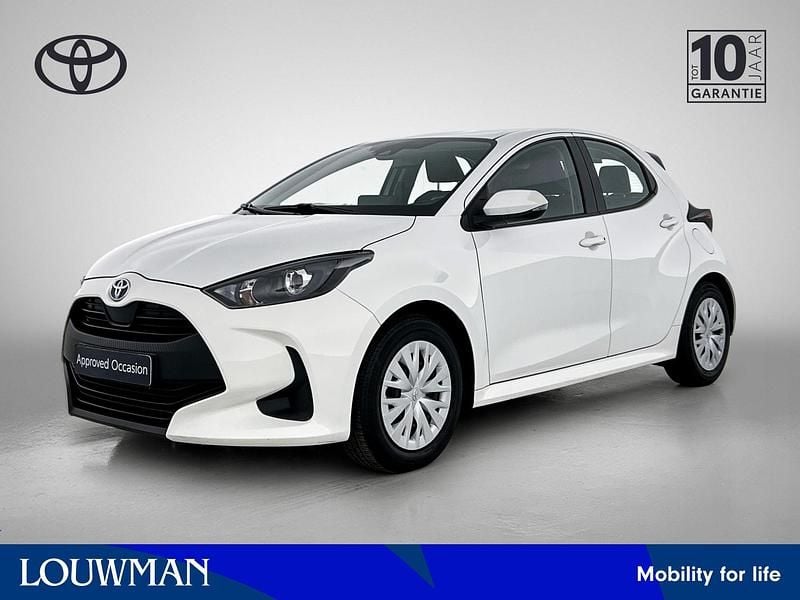 Occasion Toyota Yaris Hybrid Active 116 PK (85 kW) 2022 Wit Hatchback