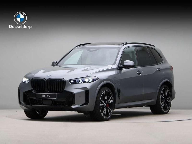 Grijs Nieuw 2025 BMW X5 M Sport SUV | € 135.767 (Iets duurder) - Afbeelding 1/4