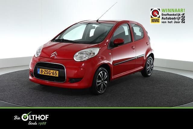 Rood Gebruikt 2010 Citroën C1 Hatchback | € 3.000 (Eerlijke prijs) - Afbeelding 1/4