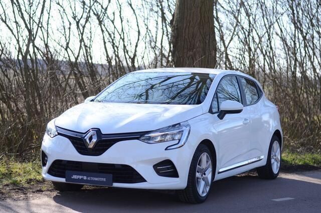 Wit Gebruikt 2020 Renault Clio V Zen Hatchback | € 14.950 (Iets duurder) - Afbeelding 1/4