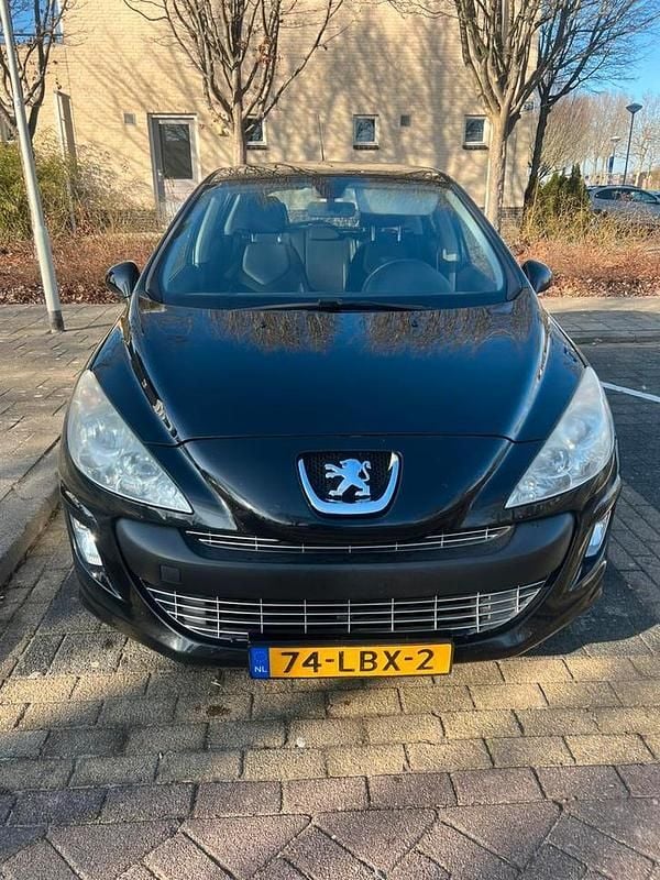 Occasion 2010 Peugeot 308 | € 1.499 (Goede deal) - Afbeelding 1/4