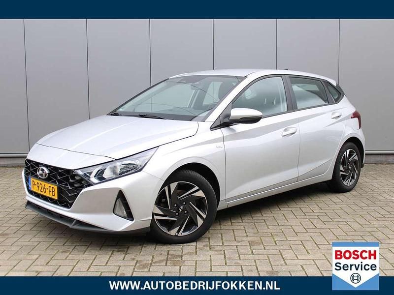 Grijs Gebruikt 2022 Hyundai i20 Comfort Hatchback | € 15.950 (Eerlijke prijs) - Afbeelding 1/2