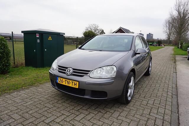 Occasion VW Golf IV 116 PK (85 kW) 2006 Grijs (metallic) Hatchback