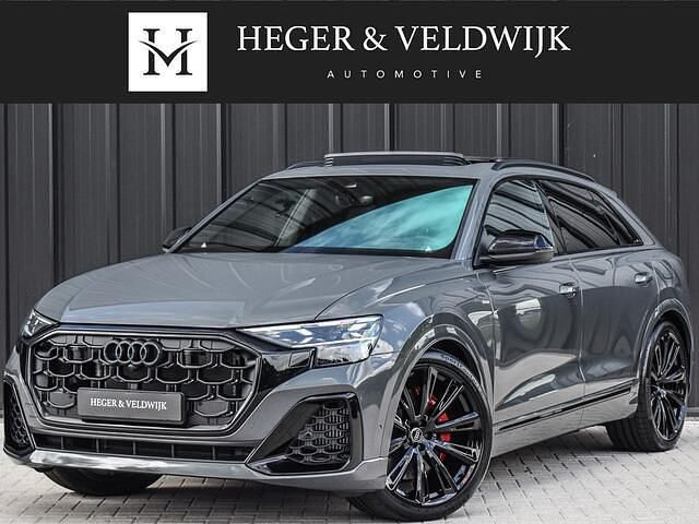 Grijs Nieuw 2024 Audi Q8 Advanced Plus SUV | € 137.900 (Iets duurder) - Afbeelding 1/4