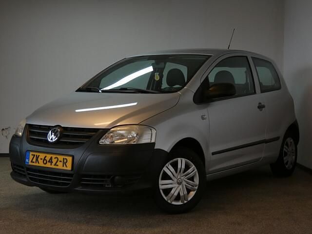Grijs Gebruikt 2011 VW Fox Trendline Hatchback | € 3.450 (Iets duurder) - Afbeelding 1/4