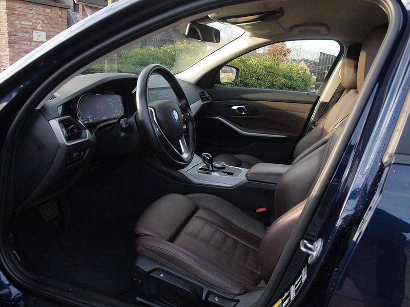 Occasion BMW 320 Basis 204 PK (150 kW) 2022 Blauw Sedan