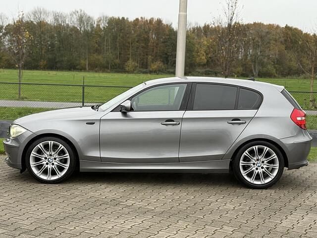 Occasion BMW 116 Efficient Dynamics 122 PK (89 kW) 2011 Grijs (metallic) Hatchback