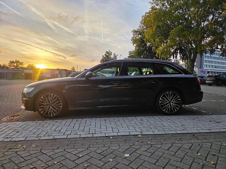 Zwart Occasion 2015 Audi A6 Premium Stationwagen | € 18.800 (Duur) - Afbeelding 1/4