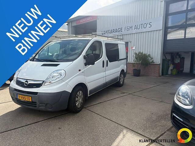 Wit Gebruikt 2011 Opel Vivaro Van | € 4.950 (Super prijs) - Afbeelding 1/4