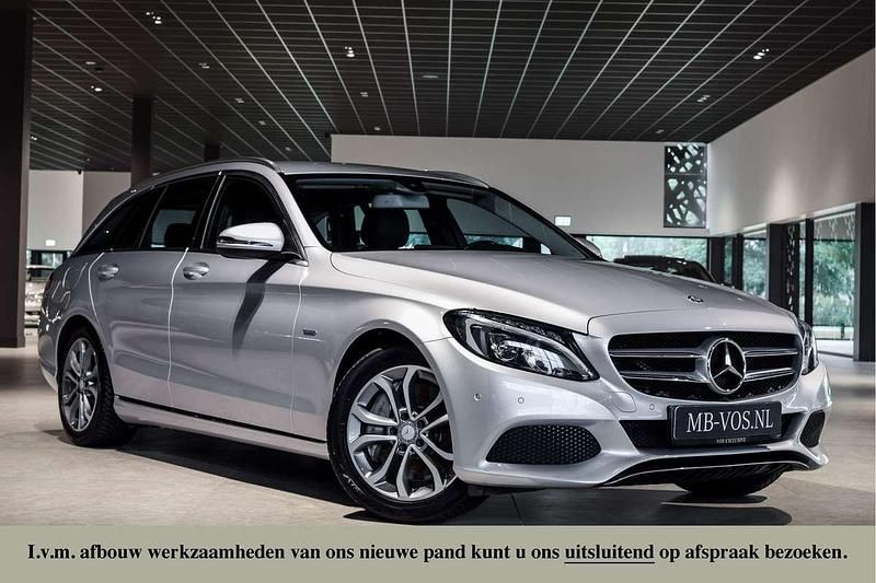 Grijs Gebruikt 2016 Mercedes C350e Avantgarde Stationwagen | € 17.950 (Eerlijke prijs) - Afbeelding 1/4