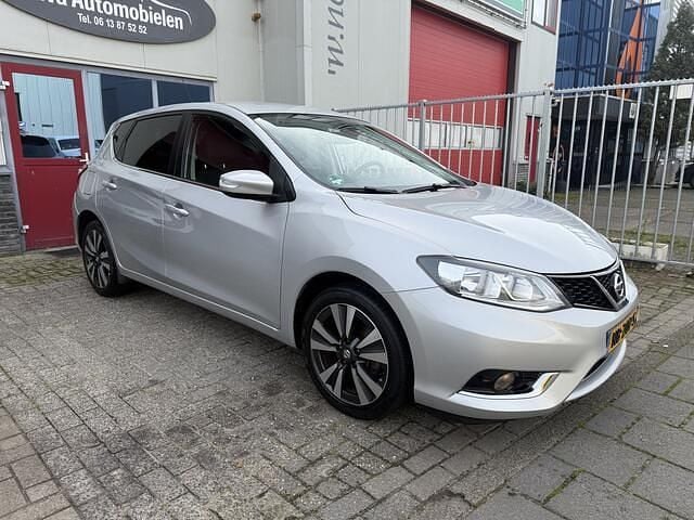 Grijs Gebruikt 2017 Nissan Pulsar N-Connecta Hatchback | € 8.750 (Goede deal) - Afbeelding 1/4
