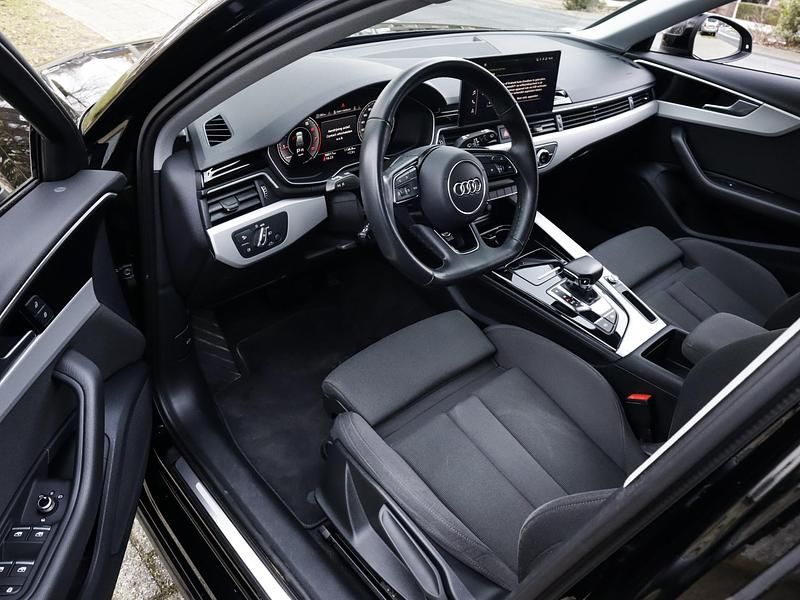 Occasion Audi A4 Advanced 150 PK (110 kW) 2021 Zwart Stationwagen