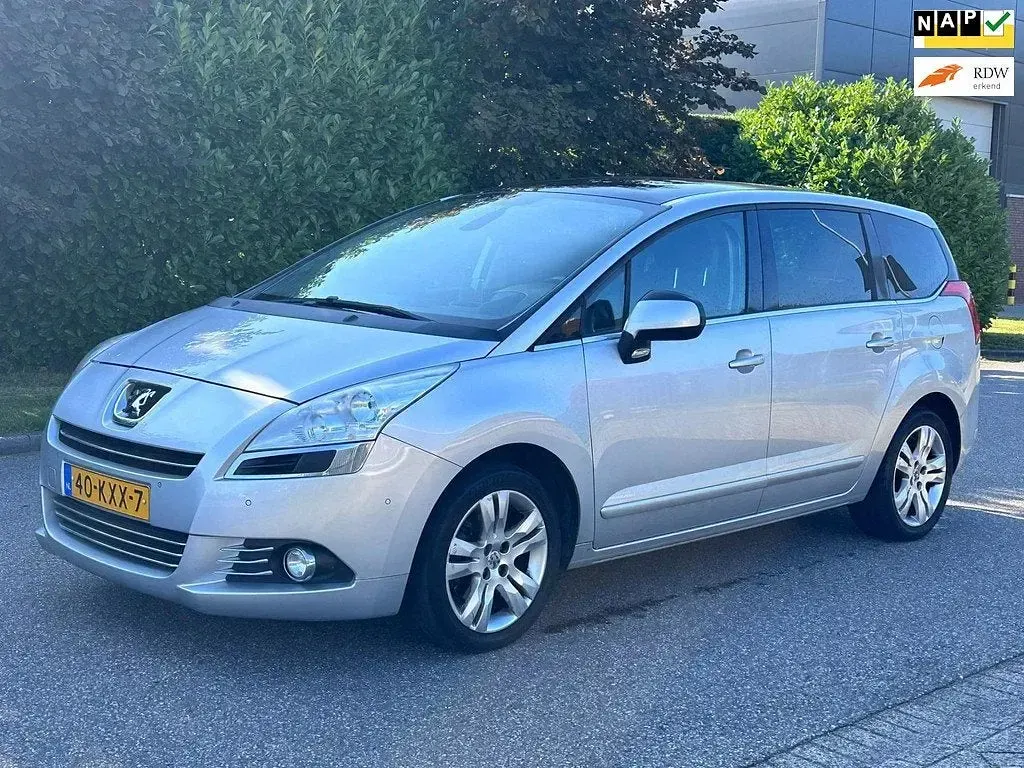 Peugeot 5008 2010