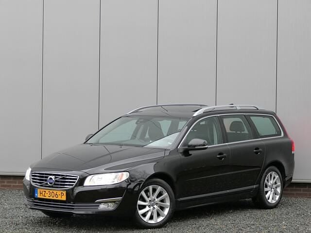 Zwart Occasion 2016 Volvo V70 Inscription Stationwagen | € 16.999 (Goede deal) - Afbeelding 1/4