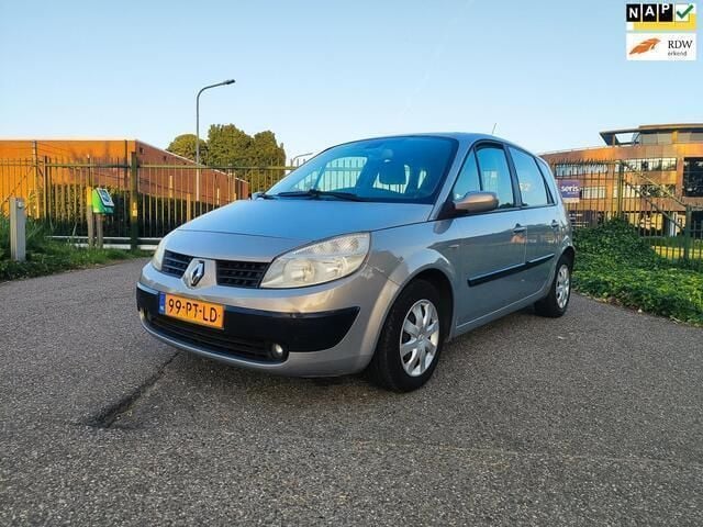 Beige Gebruikt 2004 Renault Scénic II Expression MPV | € 1.399 (Eerlijke prijs) - Afbeelding 1/4