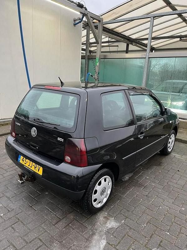 Occasion 2002 VW Lupo Hatchback | € 2.500 - Afbeelding 1/4