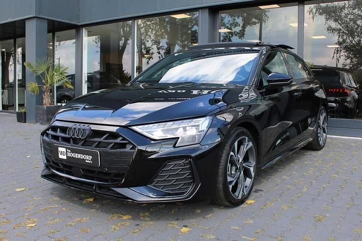 Gebruikt 2024 Audi A3 S-Line | € 41.950 (Duur) - Afbeelding 1/4