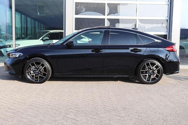 Occasion Honda Civic Advance 143 PK (105 kW) 2025 Zwart (parellak) Hatchback