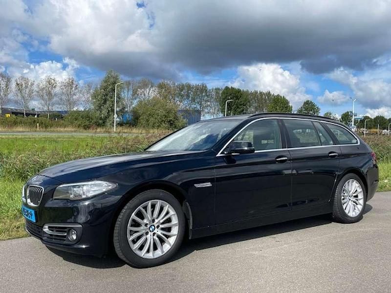 Occasion BMW 520 Executive 190 PK (139 kW) 2015 Zwart Stationwagen