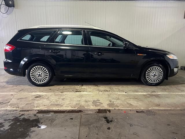 Occasion Ford Mondeo Limited 146 PK (107 kW) 2010 Zwart Stationwagen
