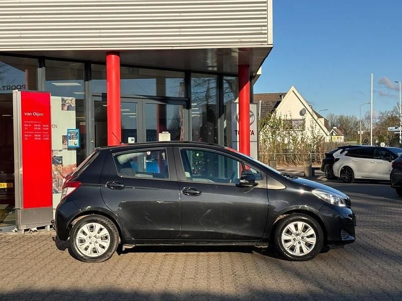 Occasion Toyota Yaris 2019 Zwart Hatchback