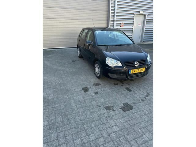 Zwart Gebruikt 2007 VW Polo Hatchback | € 1.959 (Goede deal) - Afbeelding 1/4