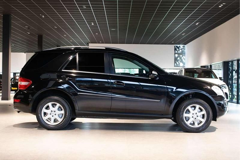 Occasion Mercedes ML320 224 PK (164 kW) 2009 Zwart SUV