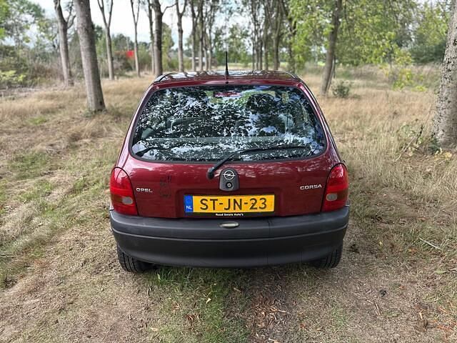Occasion Opel Corsa Eco 60 PK (44 kW) 1998 Rood Hatchback