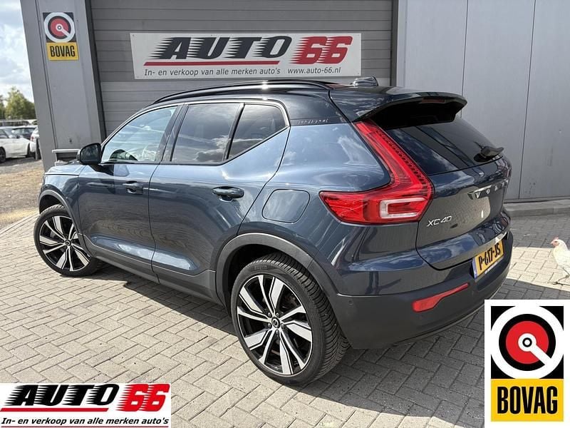 Occasion Volvo XC40 Plus 175 kW (238 PK) 2022 Blauw SUV
