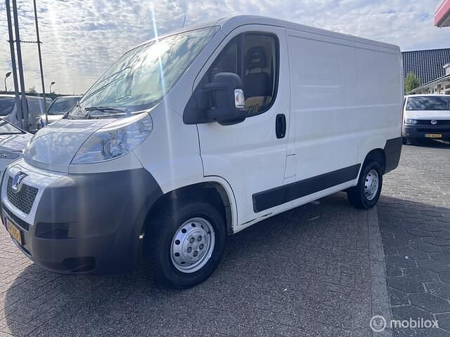 Wit Gebruikt 2014 Peugeot Boxer Van | € 5.950 (Eerlijke prijs) - Afbeelding 1/4