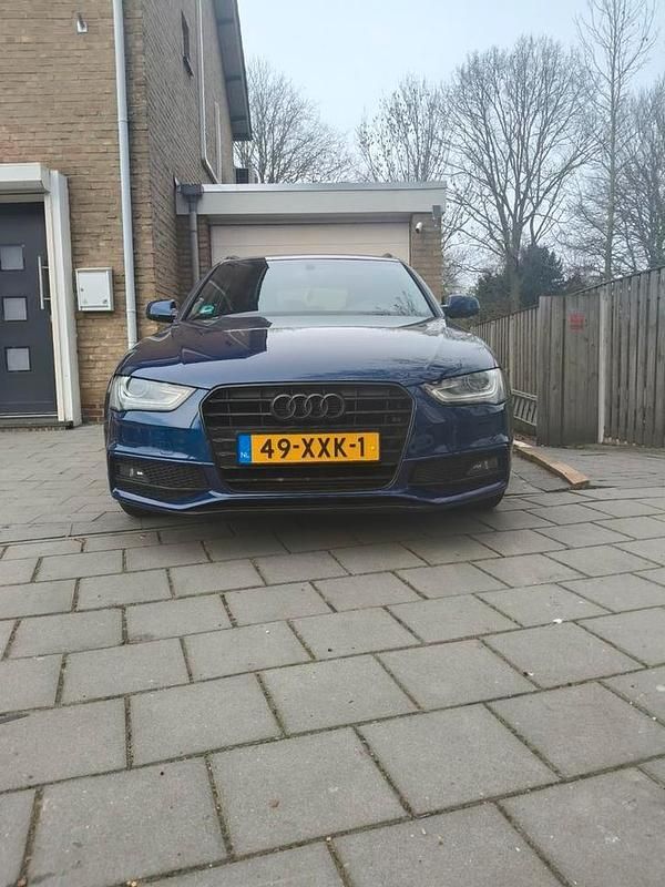 Occasion 2012 Audi A4 Stationwagen | € 10.950 (Duur) - Afbeelding 1/4