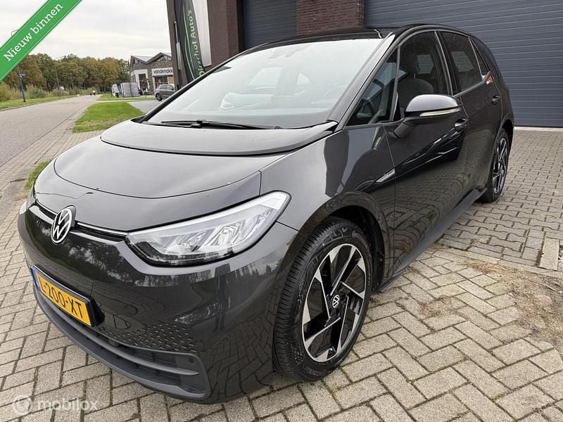 Grijs Gebruikt 2021 VW ID.3 Life Hatchback | € 16.800 (Super prijs) - Afbeelding 1/4