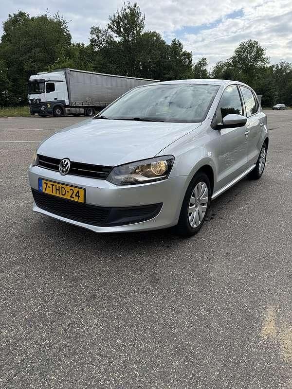 Gebruikt 2014 VW Polo Edition Sedan | € 6.900 (Eerlijke prijs) - Afbeelding 1/4