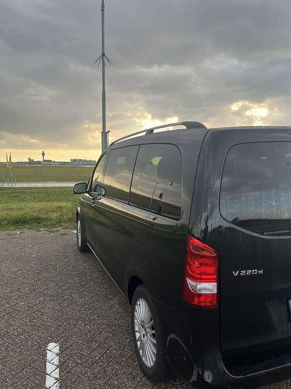 Occasion Mercedes 220 Edition 163 PK (119 kW) 2019 Zwart Stationwagen