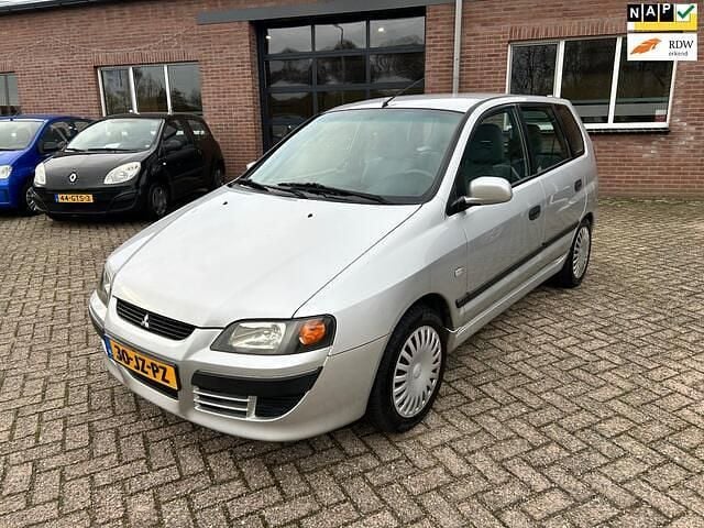 Grijs Gebruikt 2002 Mitsubishi Space Star MPV | € 1.490 (Eerlijke prijs) - Afbeelding 1/4