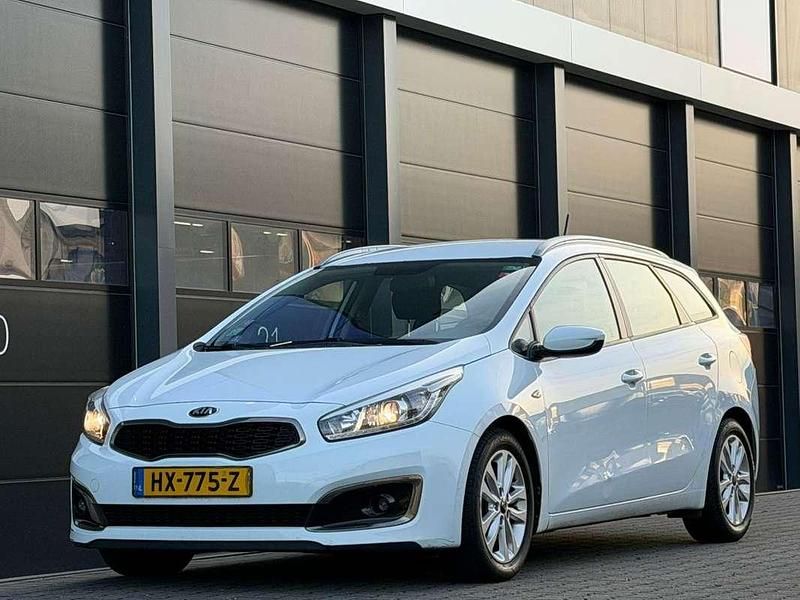 Wit Gebruikt 2016 Kia Ceed Sportswagon First Edition Stationwagen | € 4.950 (Super prijs) - Afbeelding 1/4