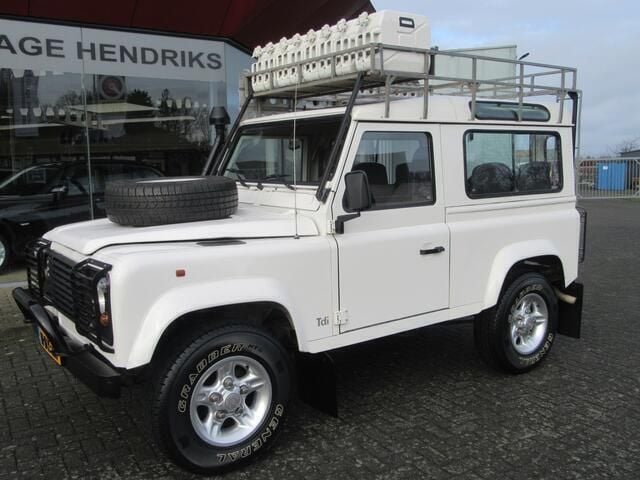 Wit Occasion 1997 Land Rover Defender SUV | € 25.850 (Super prijs) - Afbeelding 1/4
