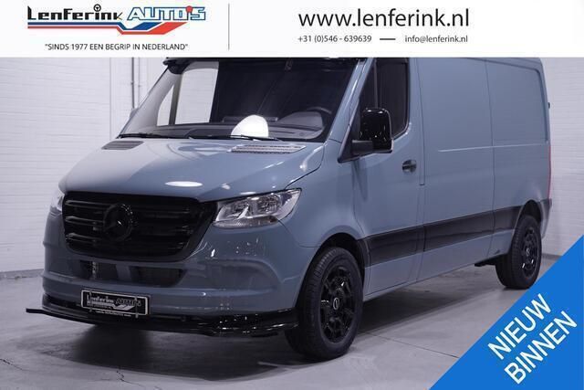 Grijs Nieuw 2024 Mercedes Sprinter Edition Van | € 39.800 - Afbeelding 1/4