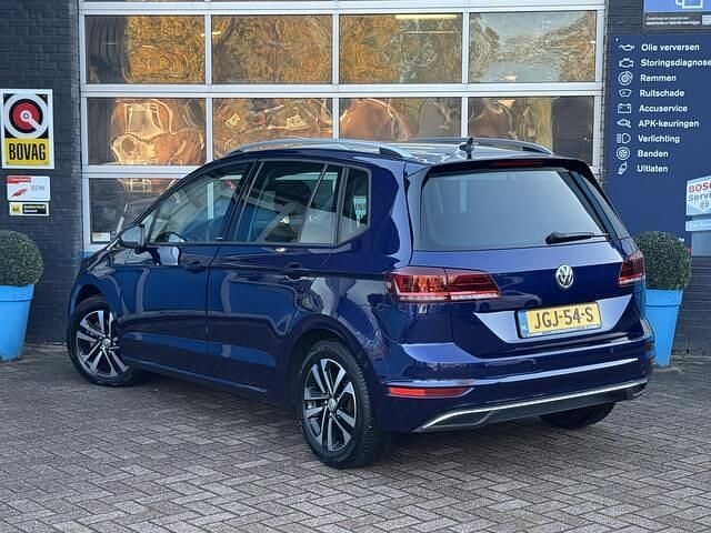 Occasion VW Golf Sportsvan Highline 150 PK (110 kW) 2020 Blauw MPV