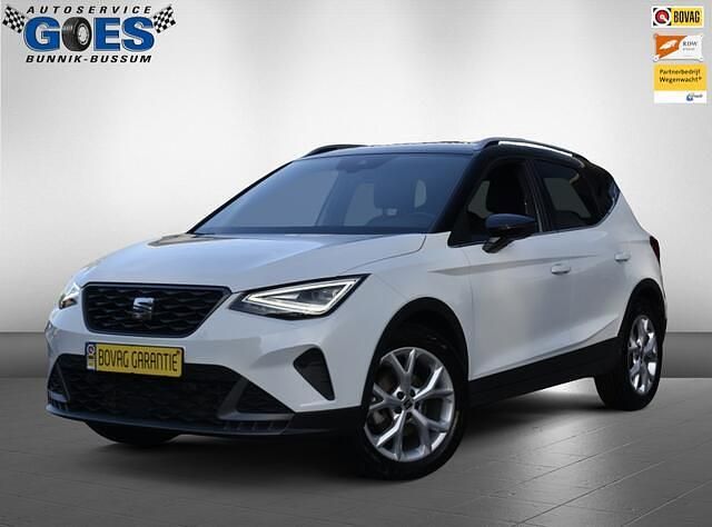 Wit Gebruikt 2024 Seat Arona FR SUV | € 23.440 (Eerlijke prijs) - Afbeelding 1/4