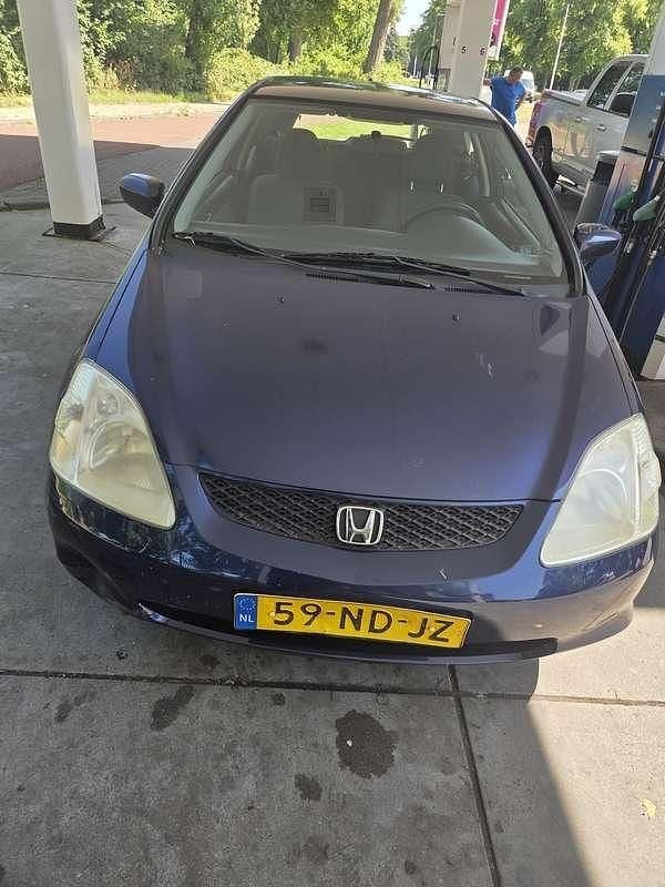 Gebruikt 2003 Honda Civic S Sedan | € 1.500 (Eerlijke prijs) - Afbeelding 1/4