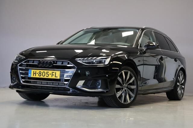 Zwart Gebruikt 2020 Audi A4 Business Stationwagen | € 21.845 (Eerlijke prijs) - Afbeelding 1/4