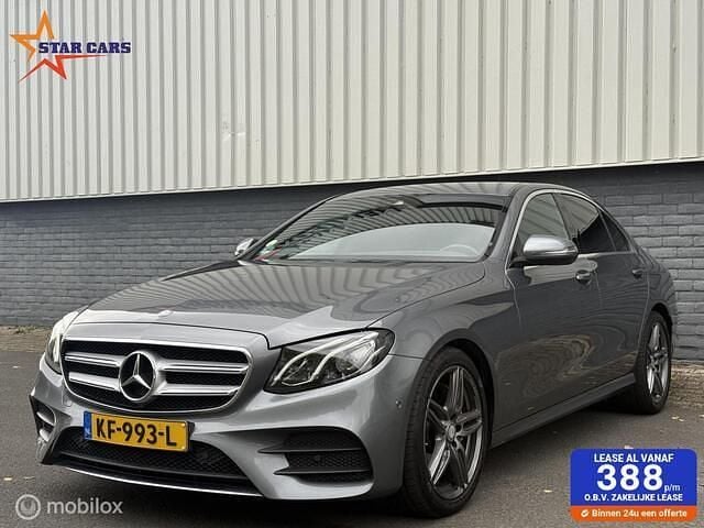 Grijs Gebruikt 2016 Mercedes E220 Ambition Sedan | € 23.950 (Eerlijke prijs) - Afbeelding 1/4