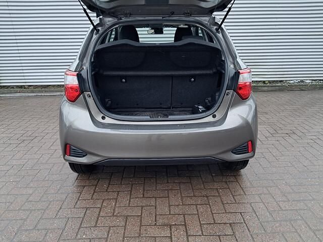 Occasion Toyota Yaris 75 PK (55 kW) 2017 Bruin Hatchback