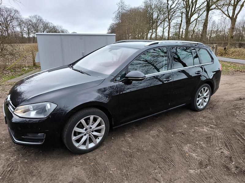 Zwart (metallic) Occasion 2014 VW Golf VII Edition Stationwagen | € 8.250 (Super prijs) - Afbeelding 1/4