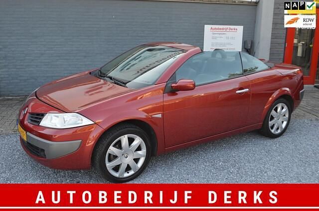 Rood Gebruikt 2006 Renault Mégane Cabriolet Cabriolet | € 4.250 (Iets duurder) - Afbeelding 1/4