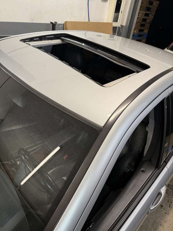 Grijs Gebruikt 2000 Mercedes C240 Elegance Sedan | € 2.400 (Iets duurder) - Afbeelding 1/4